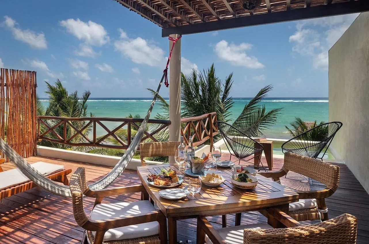 Mereva Tulum 4*,